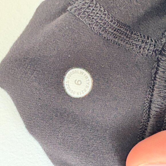 Lululemon Inner Glow Dress Black Size 6 - Picture 7 of 7